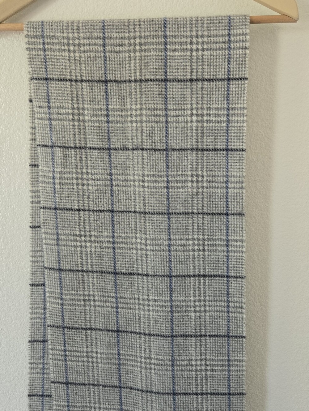 Enzo Mantovani Mens 100% Cashmere Scarf 12x60 in Fringe Light Grey Blue Luxery - Picture 7 of 13